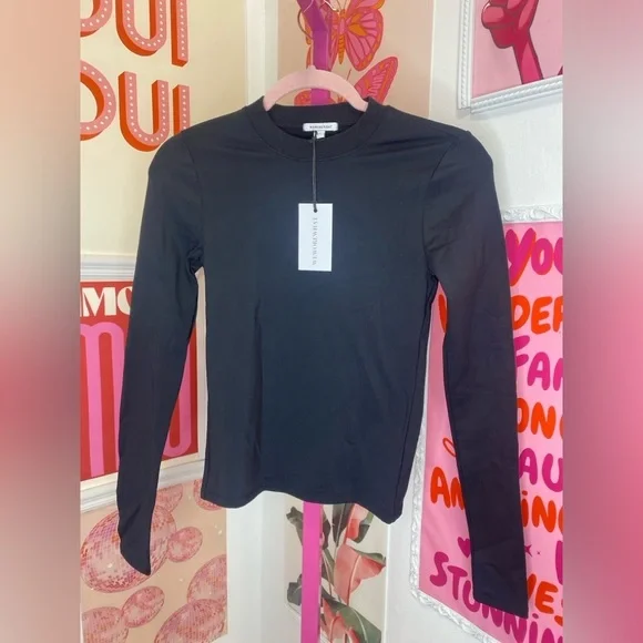 WEWORWWHAT Thermal Long Sleeve in Black - Picture 3 of 9